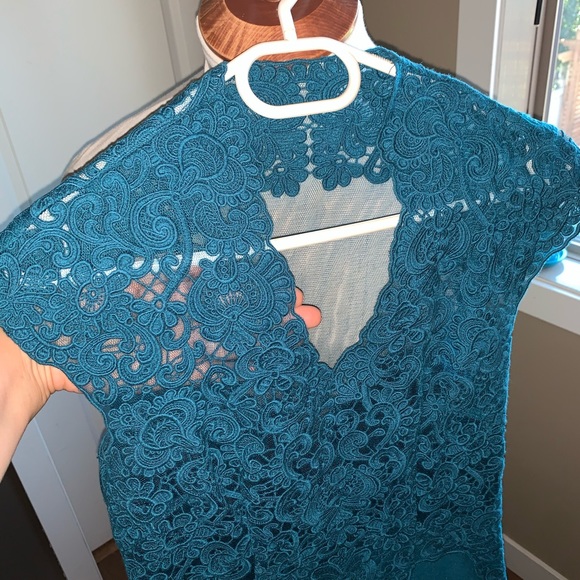 BNWT: Medium formal dress - Picture 2 of 9